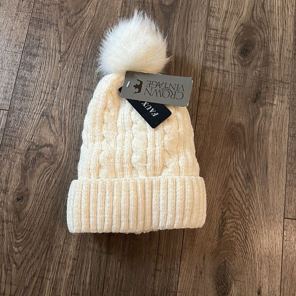Crown Vintage Beenie Cable Knit Pom Pom